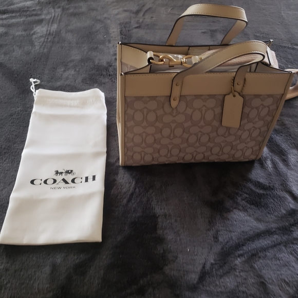 Coach Handbags - Coach Purse
